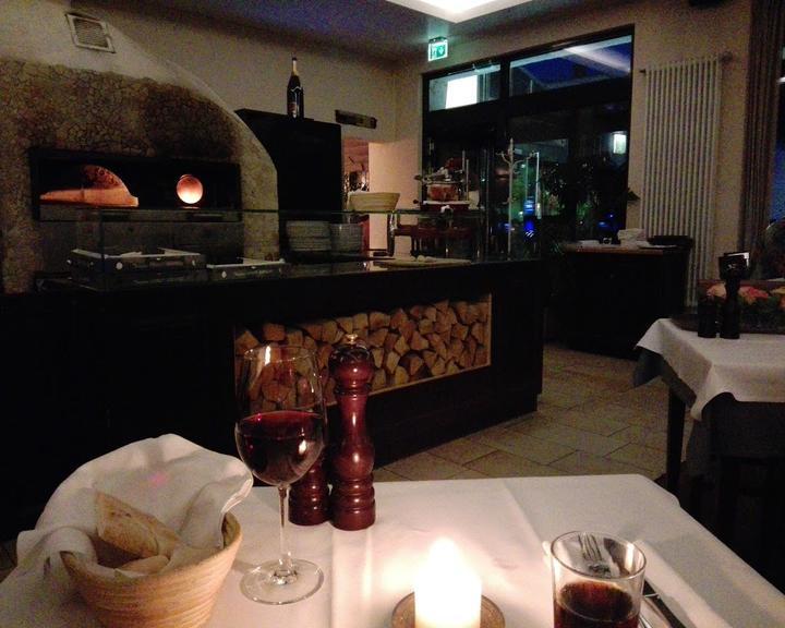 Cortina Pizzeria