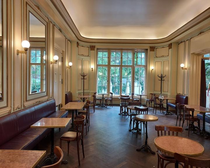 Cafe Einstein Stammhaus